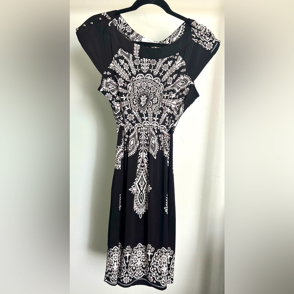 Never been worn but no tags black and white dress.